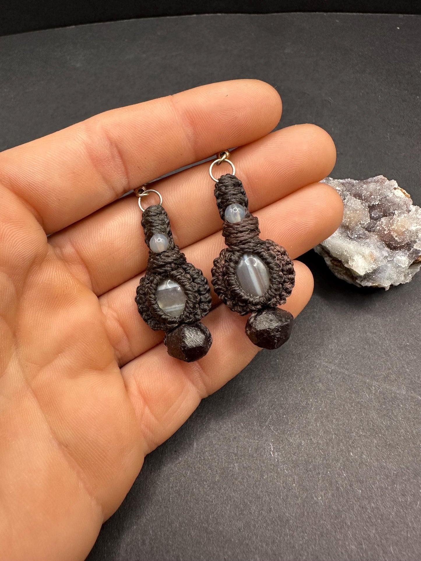 Washington Garnet & Agate Earrings