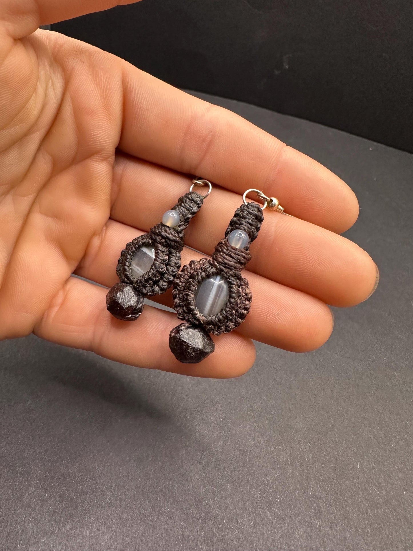 Washington Garnet & Agate Earrings