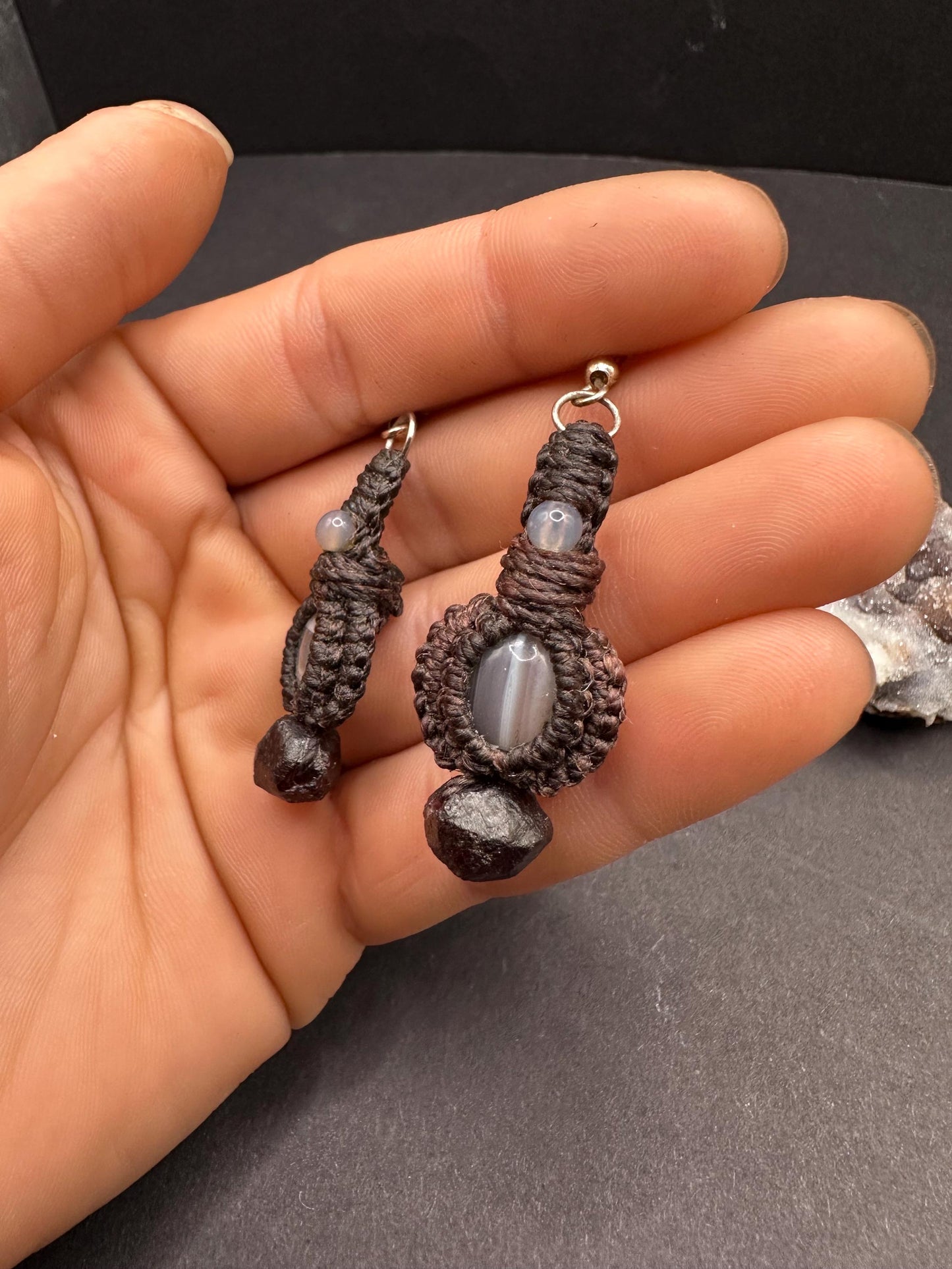 Washington Garnet & Agate Earrings